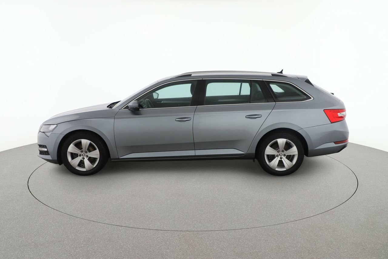 skoda superb 2020 / foto grande (3)