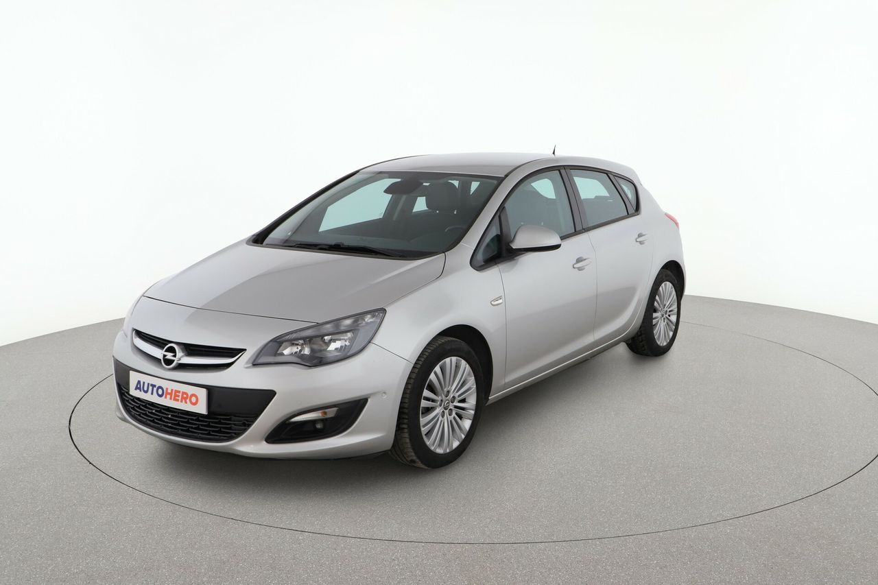 opel astra 2015 /
