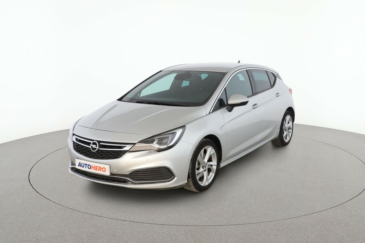 opel astra 2018 /