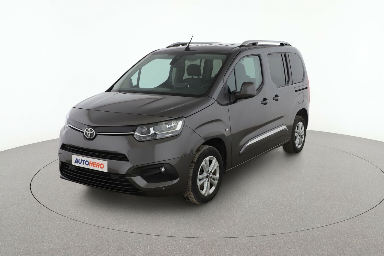 toyota proace city verso 2020 /