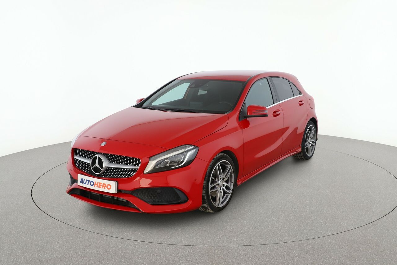 Lunas traseras tintadas  de segunda mano - mercedes clase a 2016 /