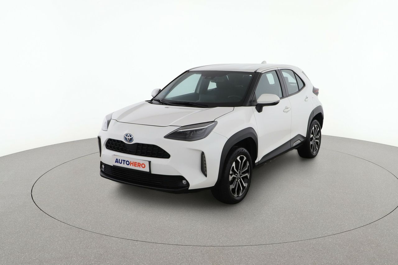 Retrovisores abatibles electricamente  de segunda mano - toyota yaris cross 2022 /