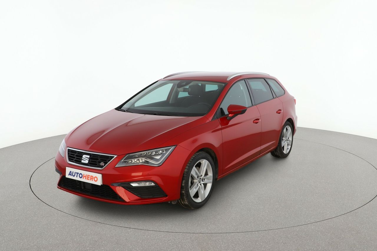 Reposacabezas delanteros regulables  de segunda mano - seat leon 2019 /
