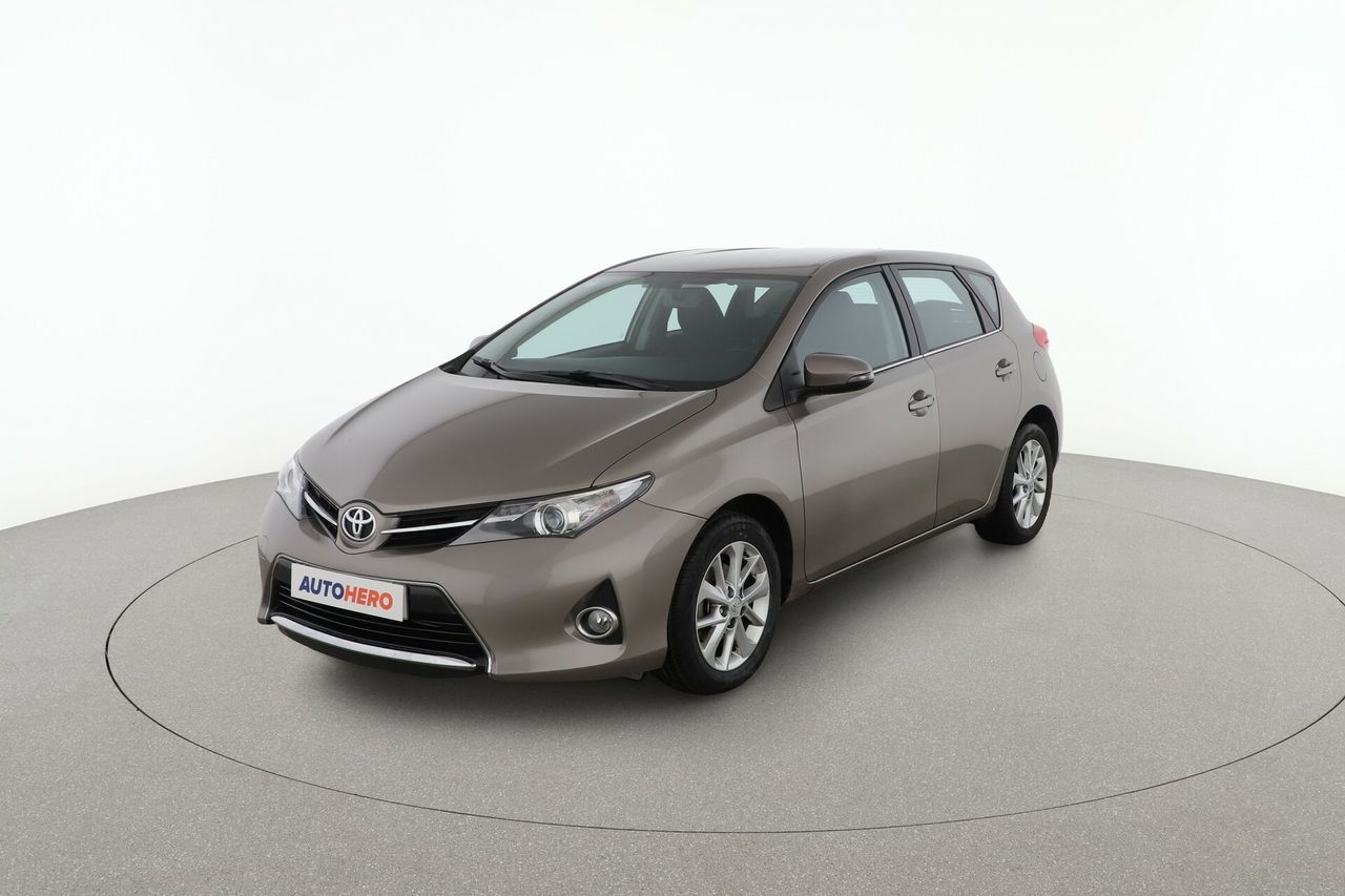toyota auris 2014 /