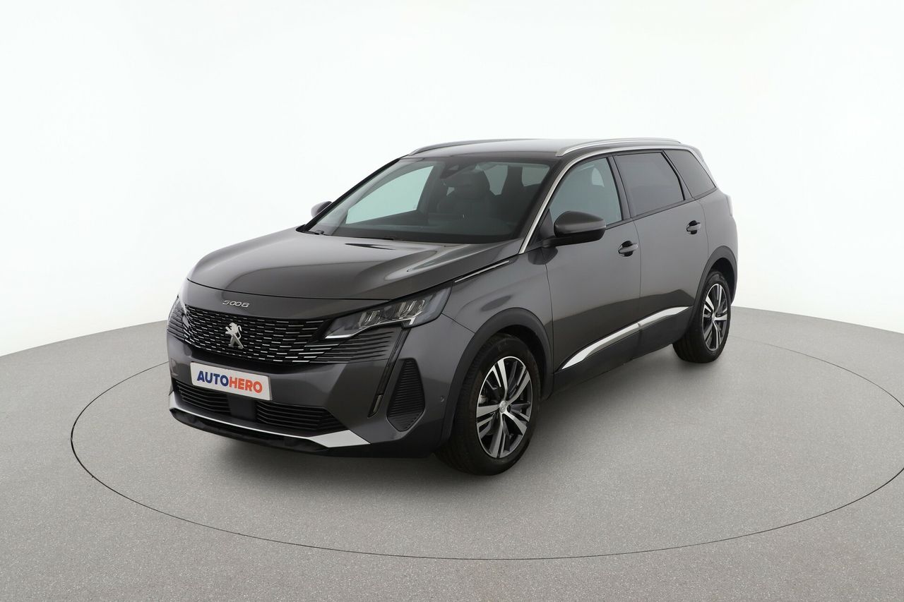peugeot 5008 2021 /