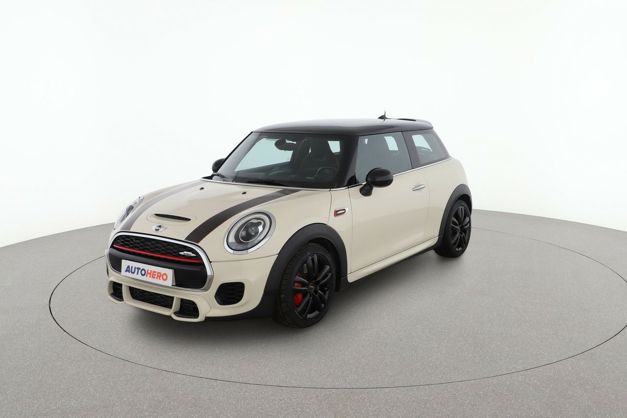 Mini cooper con levas en el volante  de segunda mano - mini john cooper works 2017 /