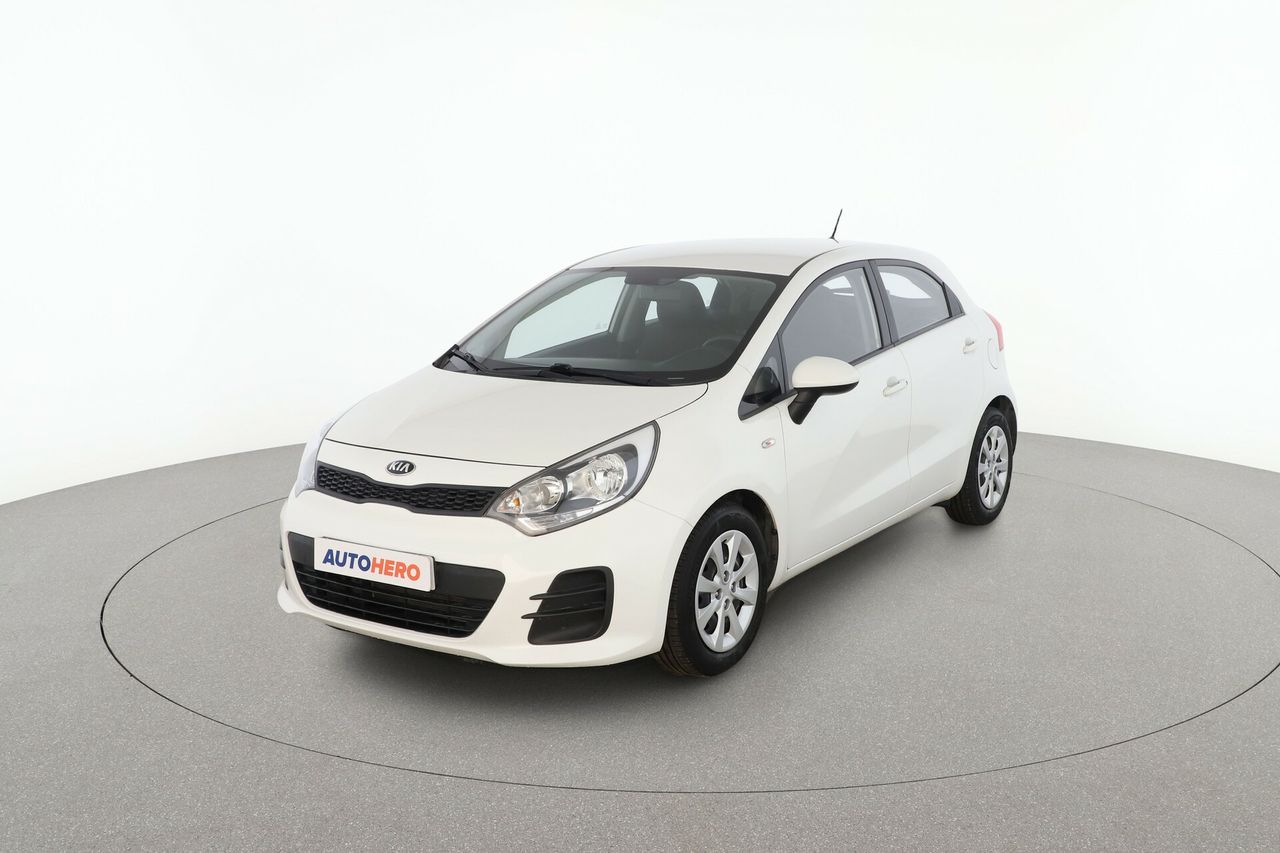 Kia rio blanco 5 puertas  de segunda mano - kia rio 2016 /