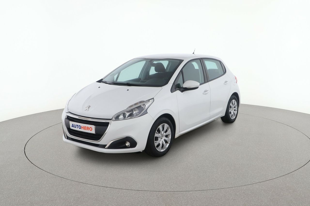 peugeot 208 2017 /
