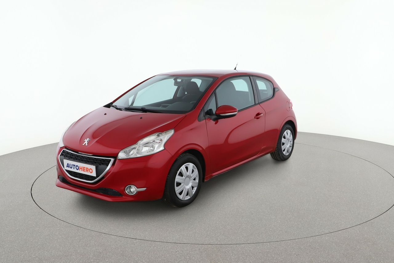 peugeot 208 2013 /