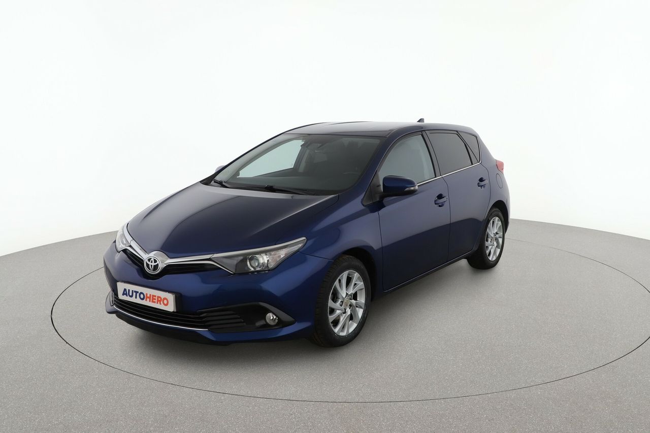 toyota auris 2015 /