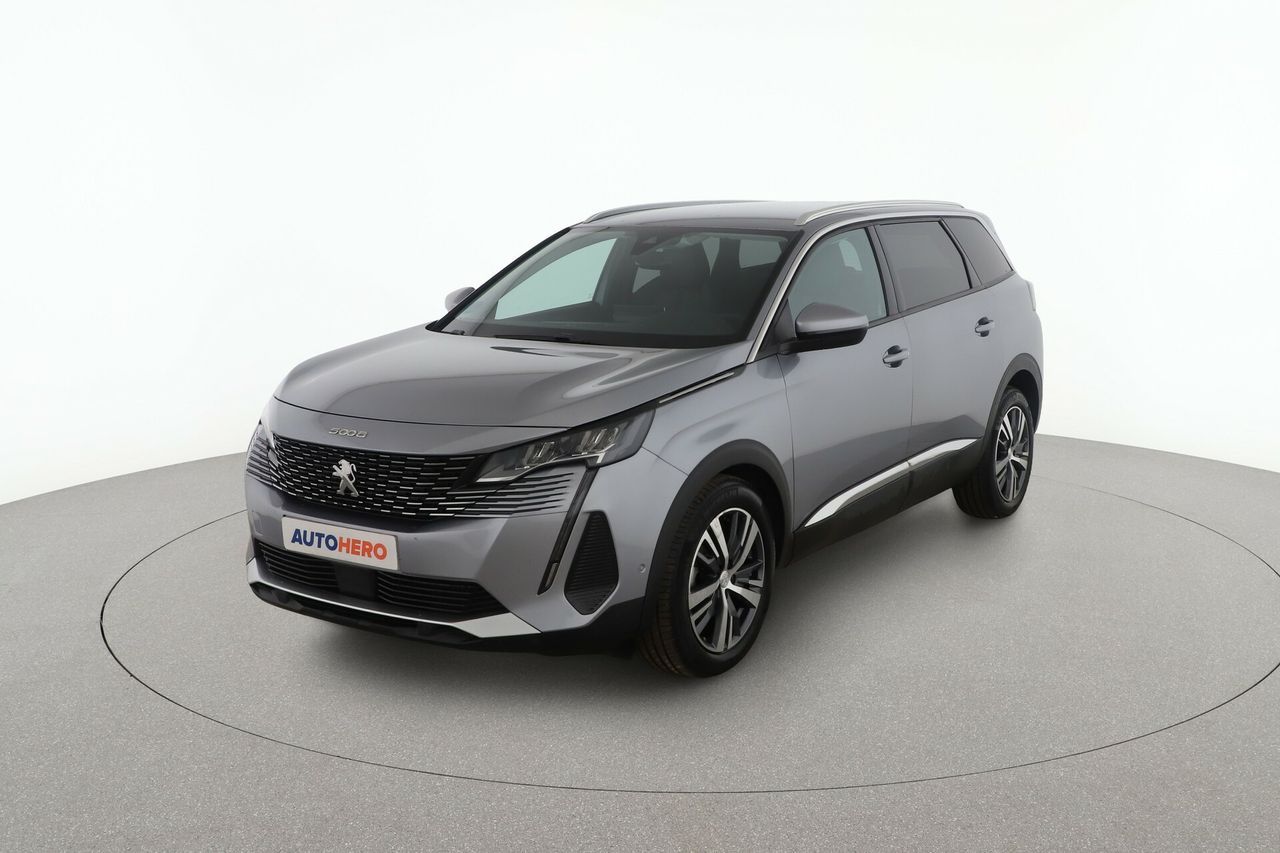 peugeot 5008 2021 /
