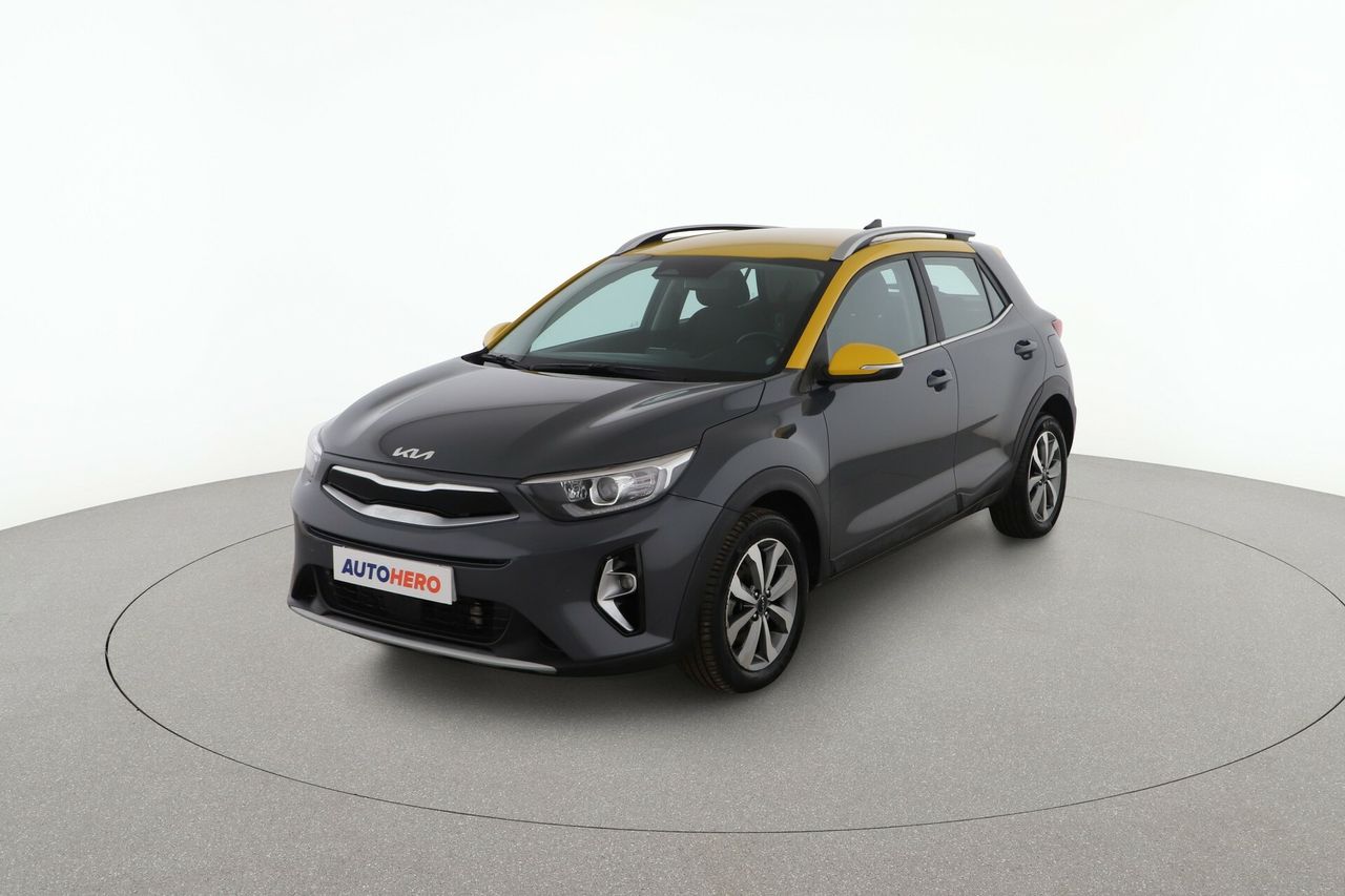 kia stonic 2022 /