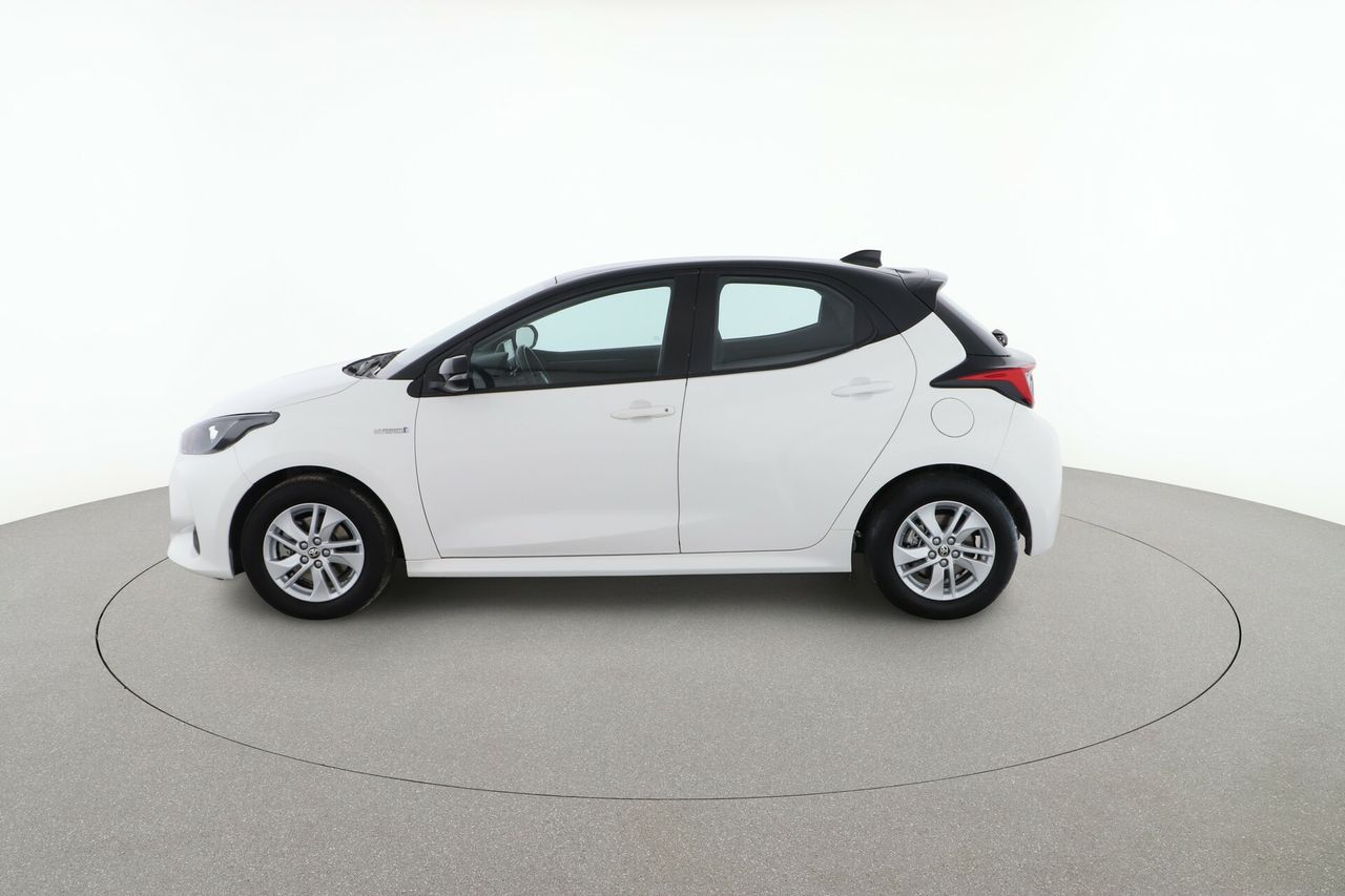 toyota yaris 2021 / foto grande (3)