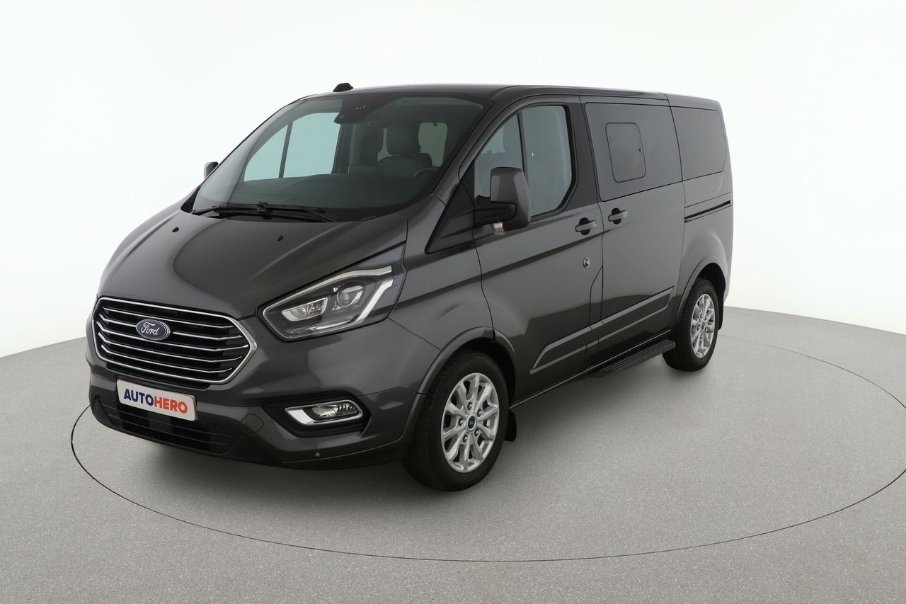 ford tourneo custom 2021 /