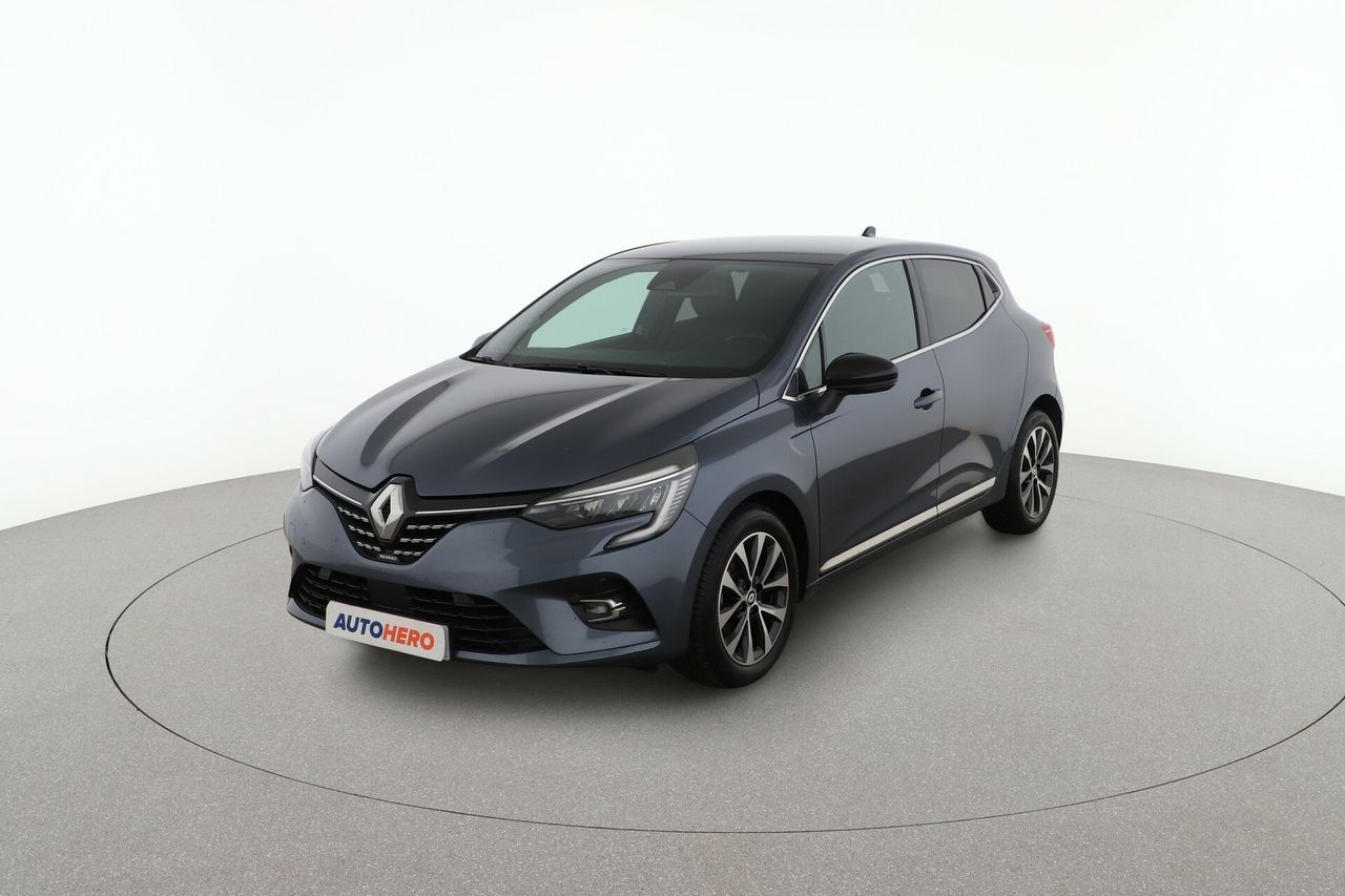 renault clio 2023 /