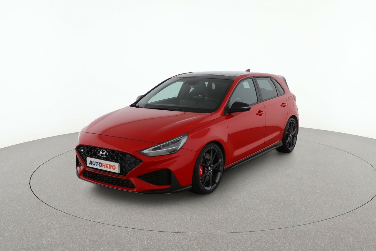 Posavasos traseros en reposabrazos hyundai i30  de segunda mano - hyundai i30 2022 /