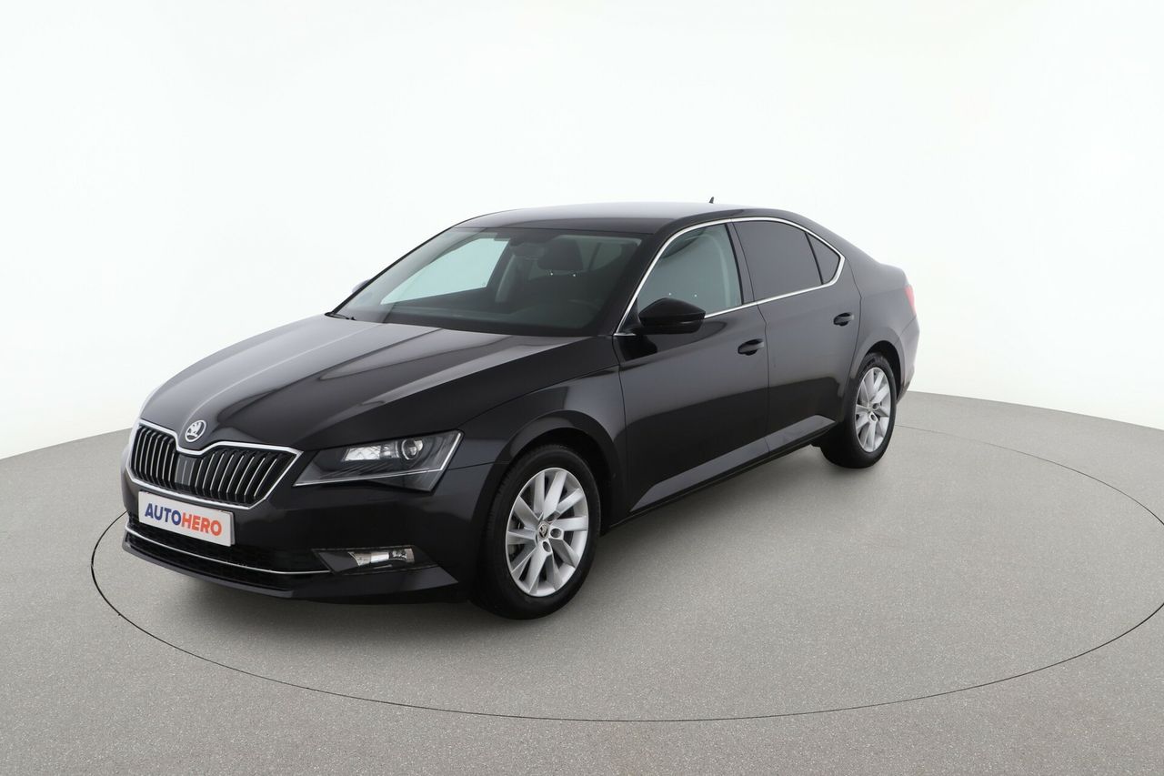 skoda superb 2019 /
