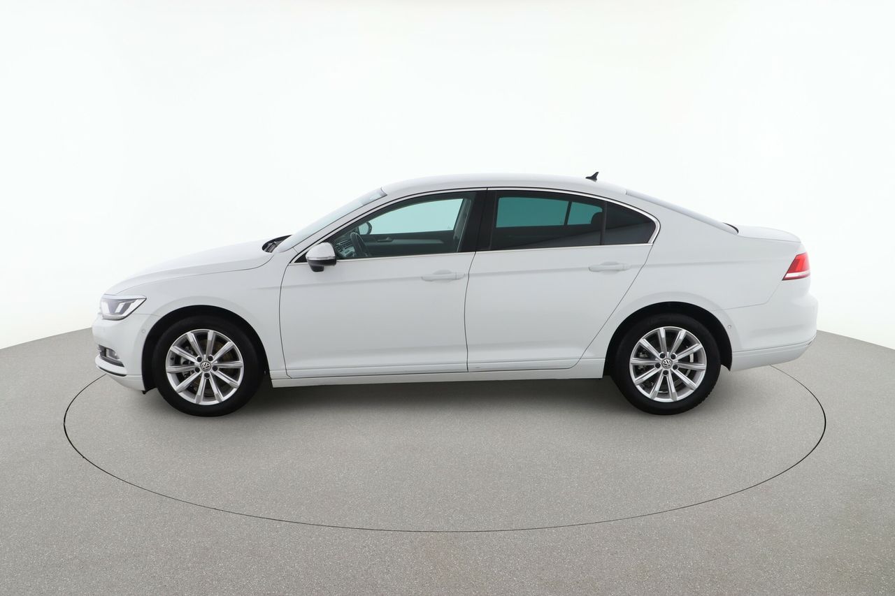 volkswagen passat 2019 / foto grande (3)