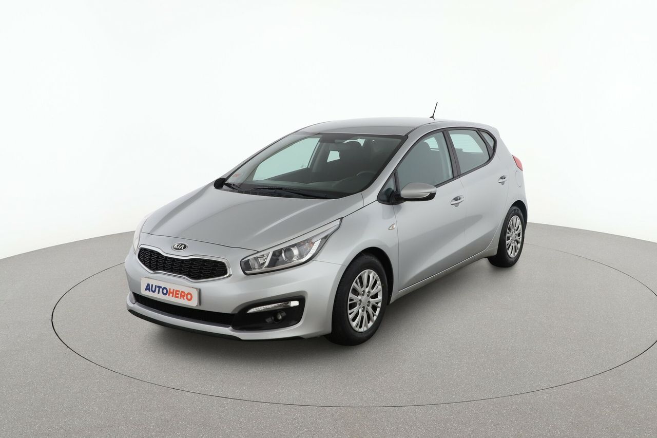 Kia xceed diesel  de segunda mano - kia ceed 2016 /