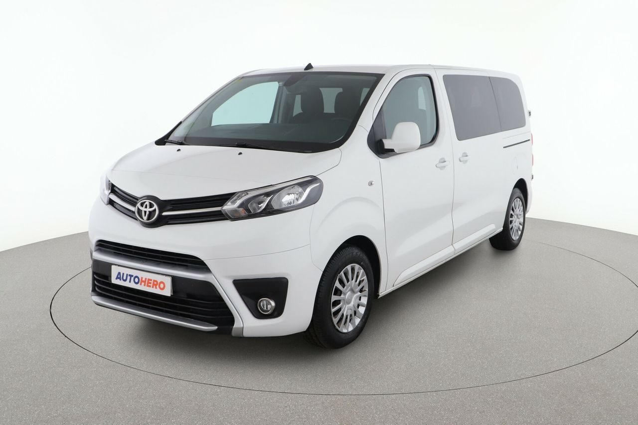 toyota proace verso 2020 /