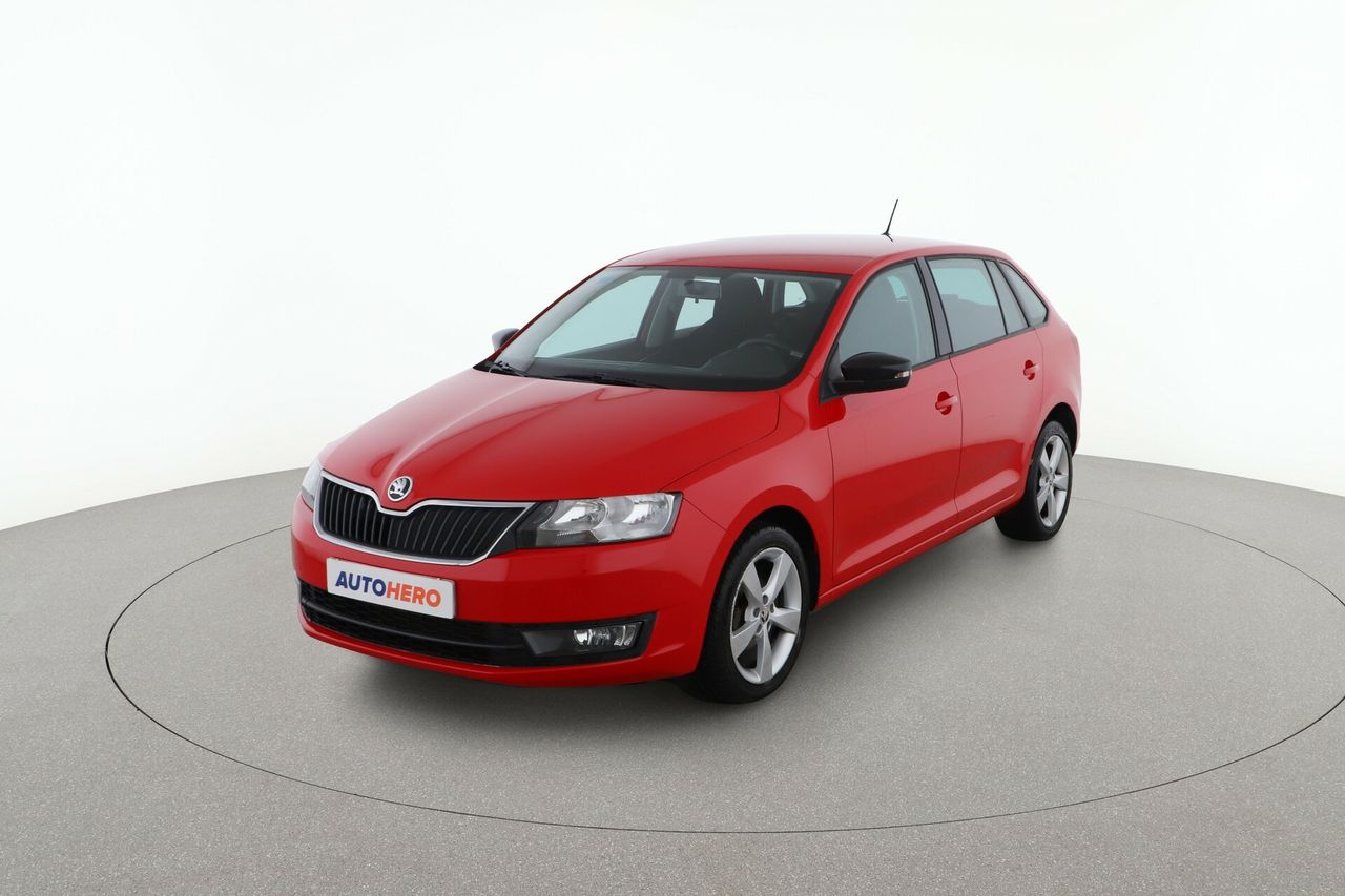 Neumaticos 215 45 r16  de segunda mano - skoda spaceback 2017 /
