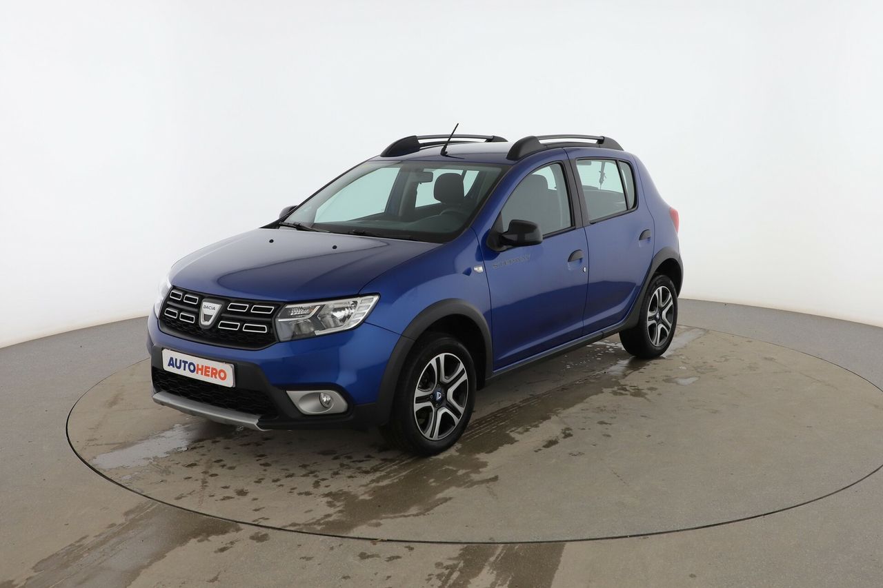 Dacia logan  de segunda mano - dacia sandero 2020 /