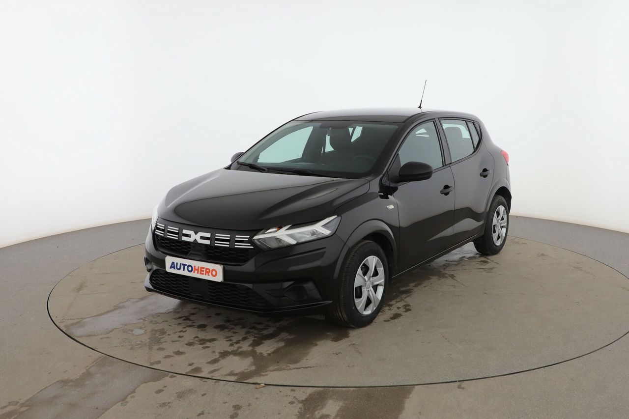 Dacia logan  de segunda mano - dacia sandero 2023 /