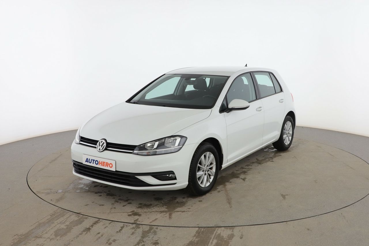 Golf 6 velocidades  de segunda mano - volkswagen golf 2018 /
