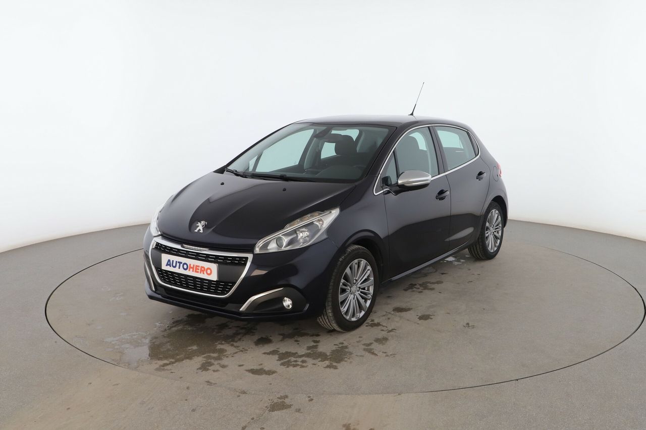 peugeot 208 2017 /