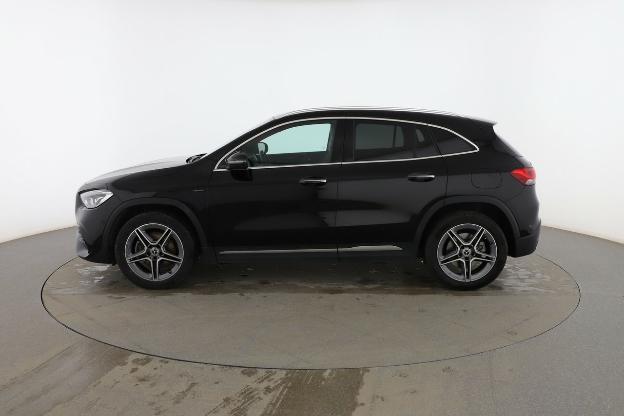 mercedes gla 2021 / foto grande (3)
