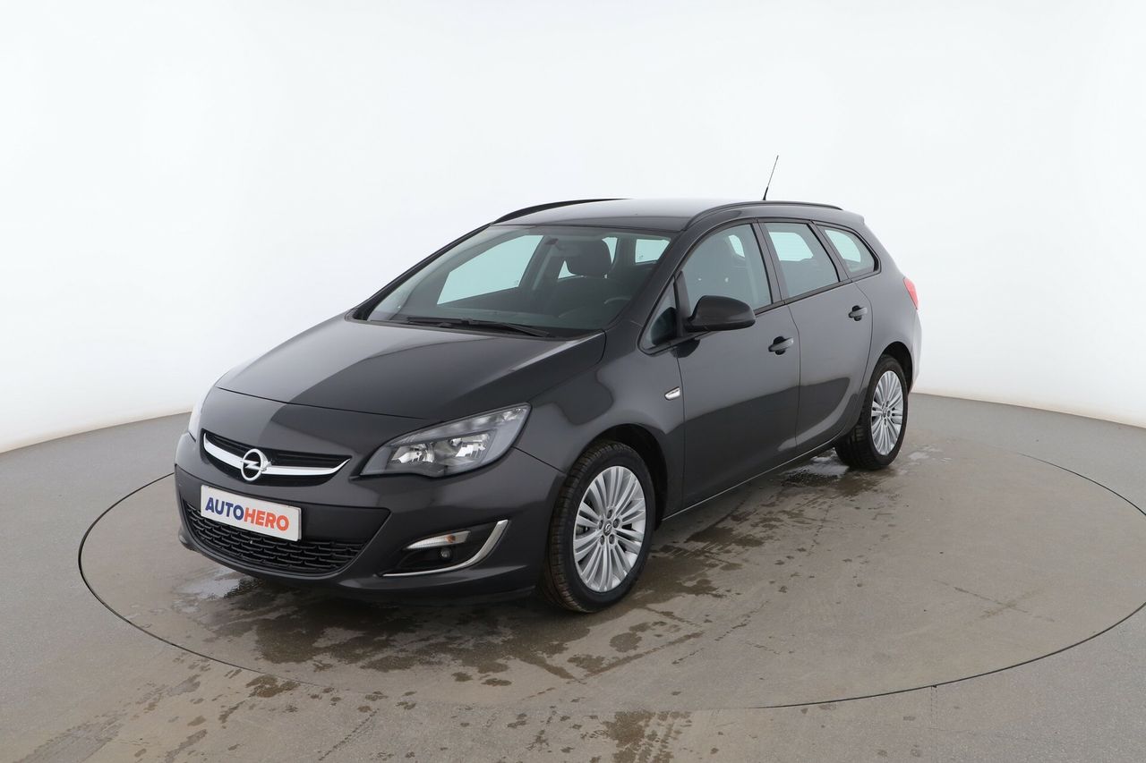 Opel astra direccion asistida  de segunda mano - opel astra 2013 /