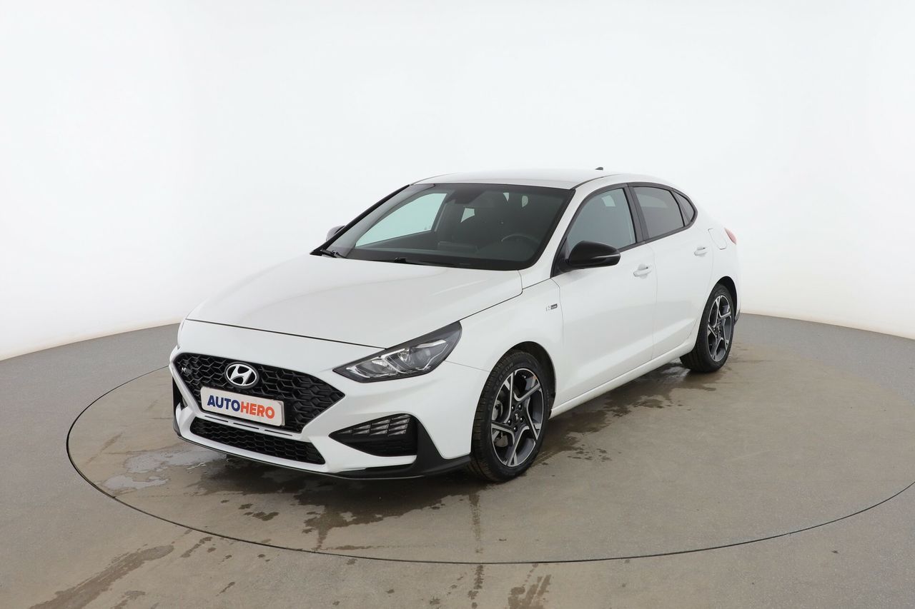 hyundai i30 2022 /