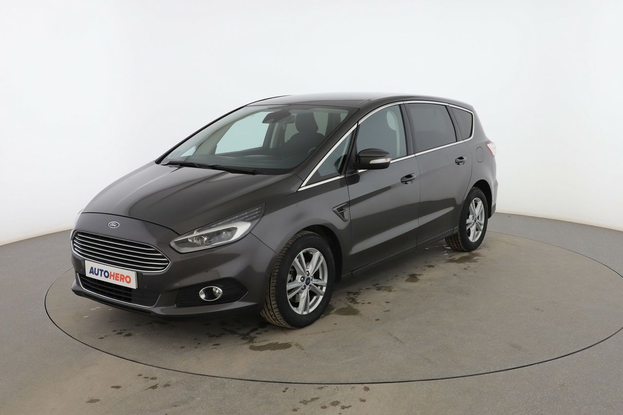 Ford transit traccion delantera  de segunda mano - ford s max 2017 /