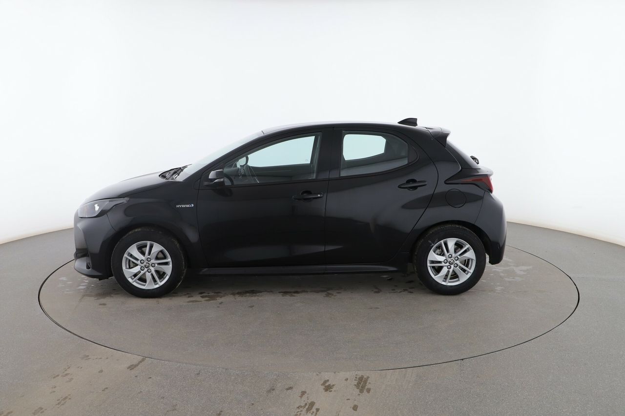 toyota yaris 2021 / foto grande (3)