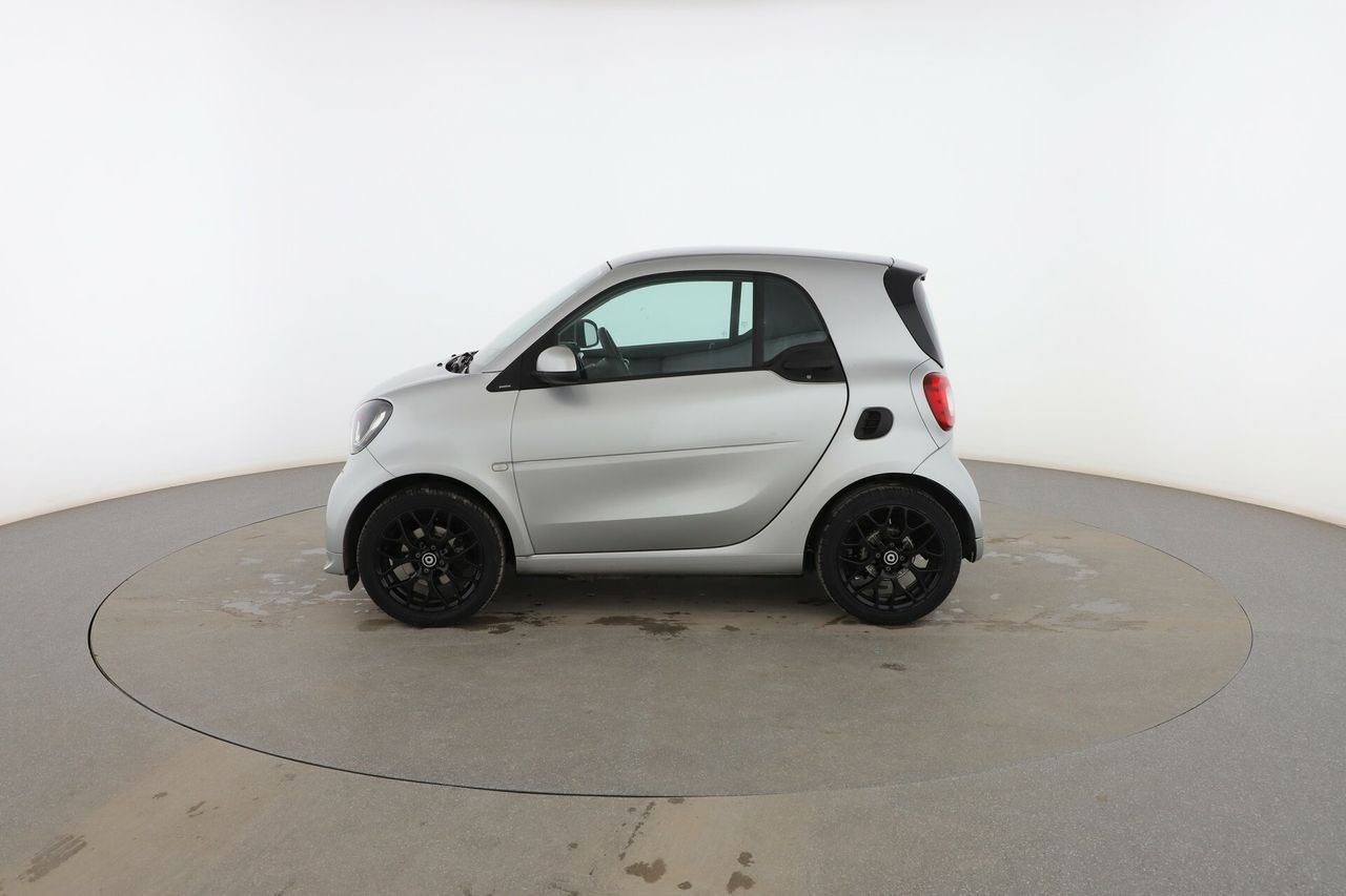 smart fortwo 2019 / foto grande (3)