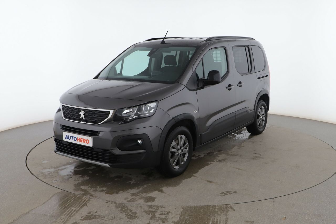 Derechos de riego  de segunda mano - peugeot rifter 2023 /