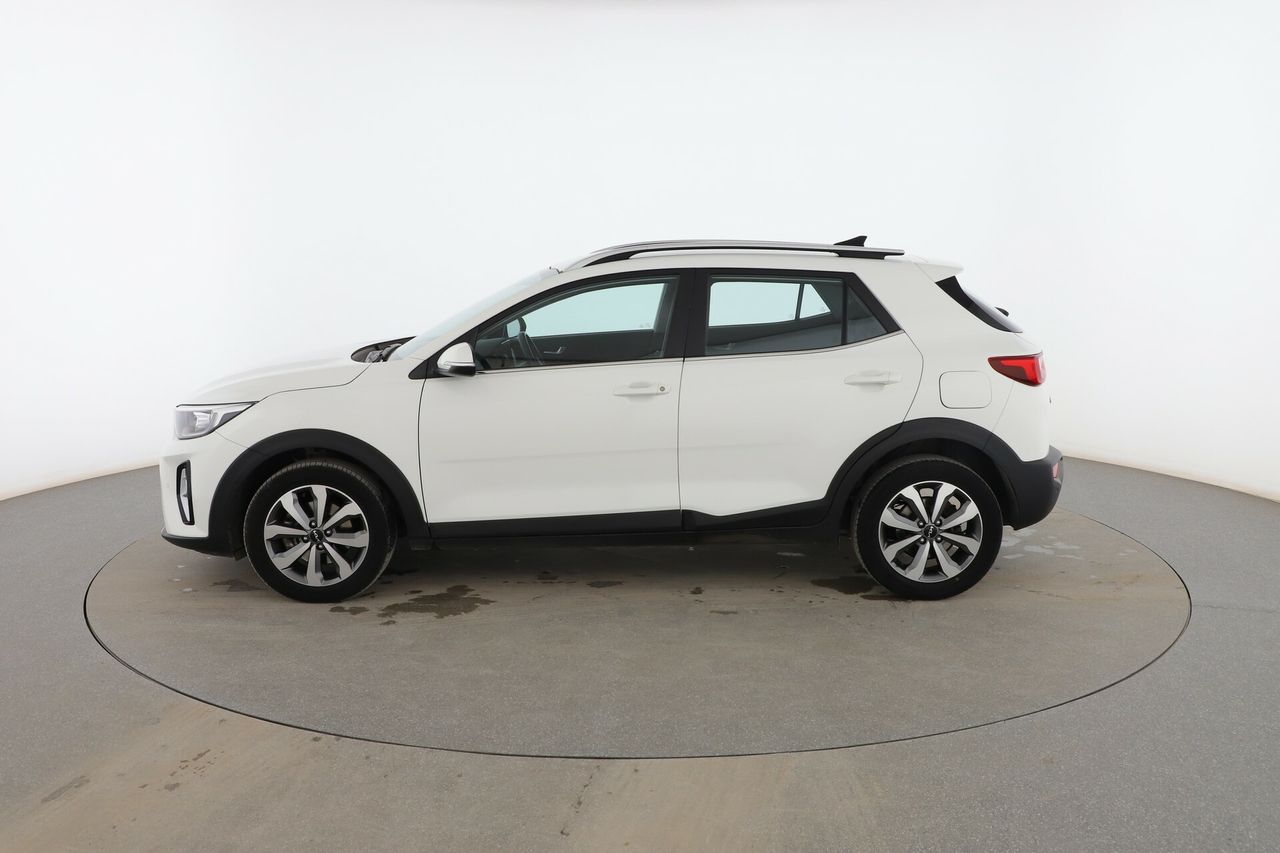 kia stonic 2022 / foto grande (3)