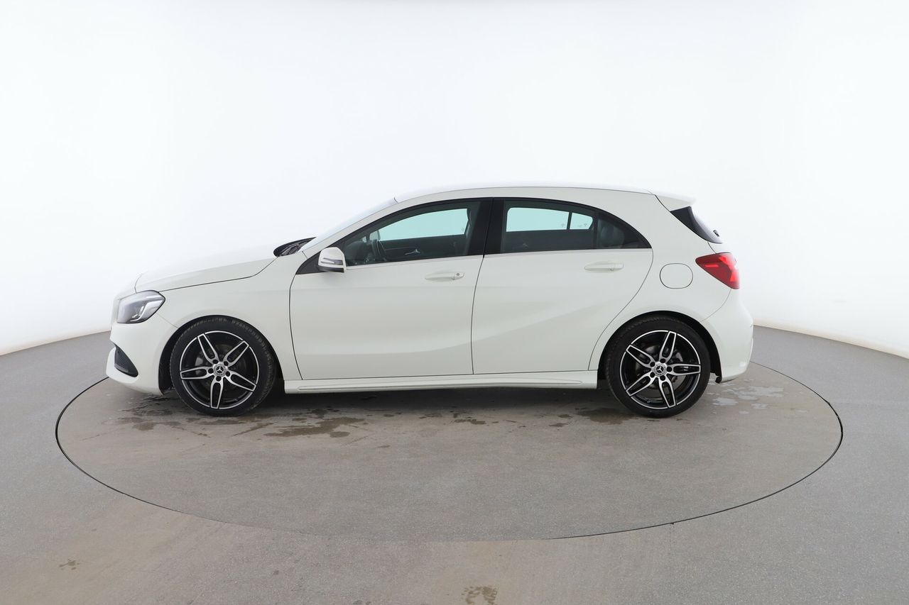 mercedes clase a 2018 / foto grande (3)