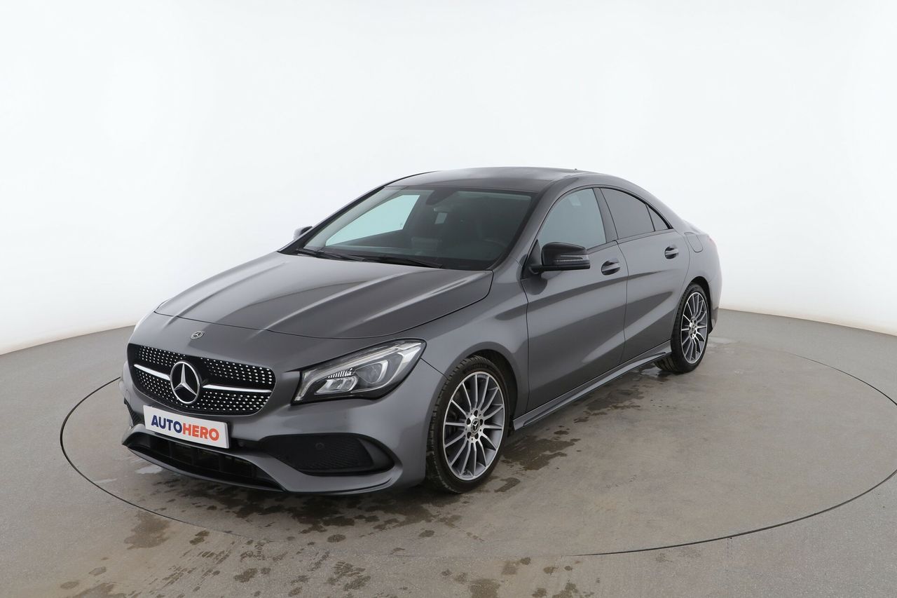 Ventana corredera  de segunda mano - mercedes cla 2017 /