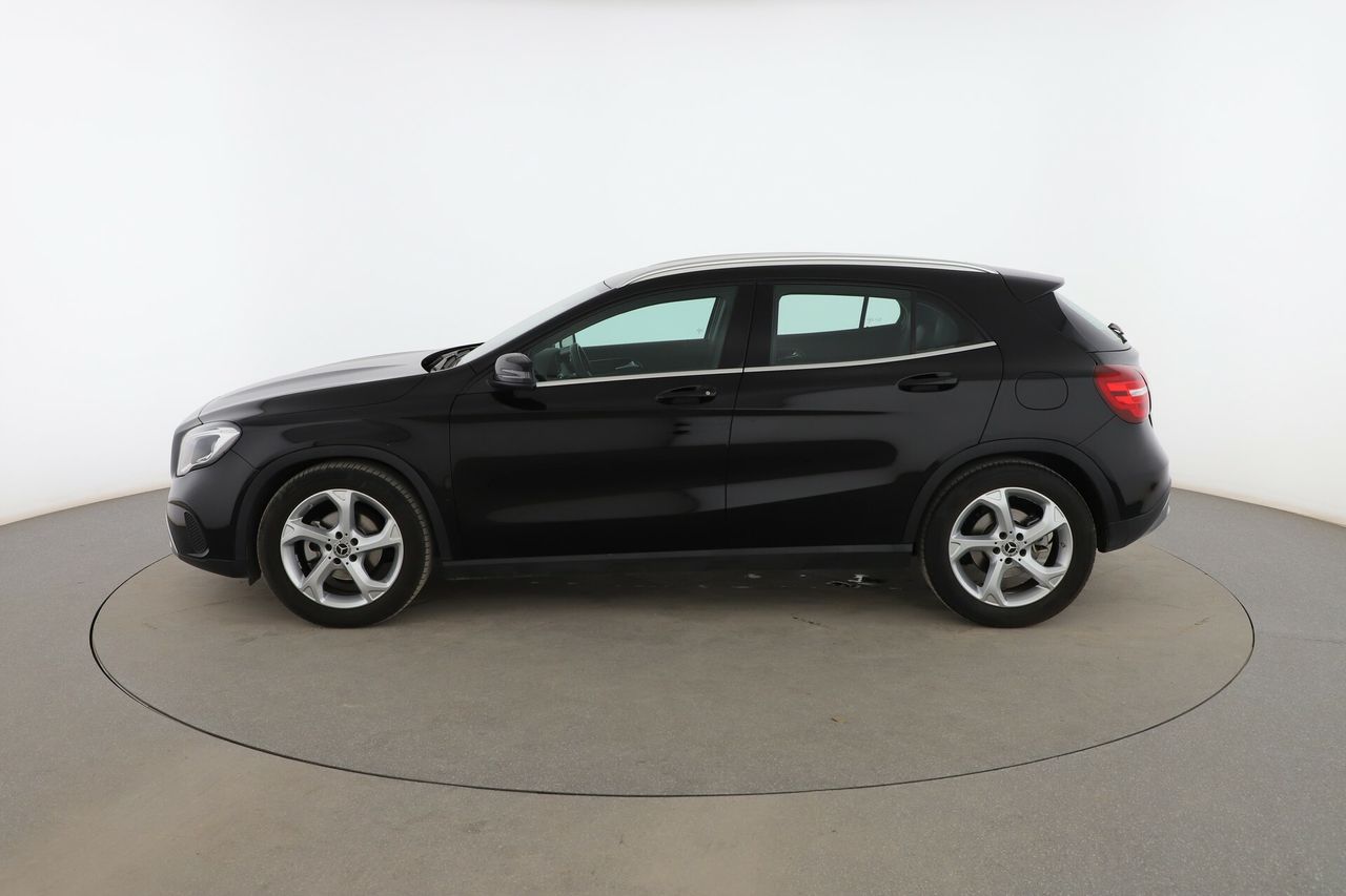 mercedes gla 2018 / foto grande (3)