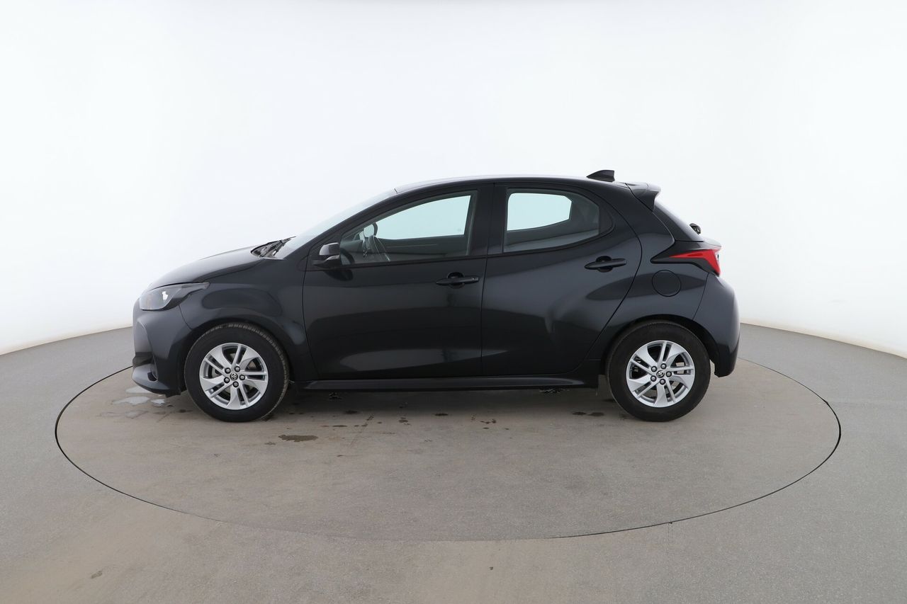 toyota yaris 2021 / foto grande (3)