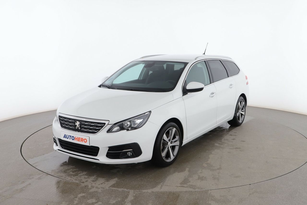Xc40 con direccion asistida limitador automatico de velocidad  de segunda mano - peugeot 308 2020 /
