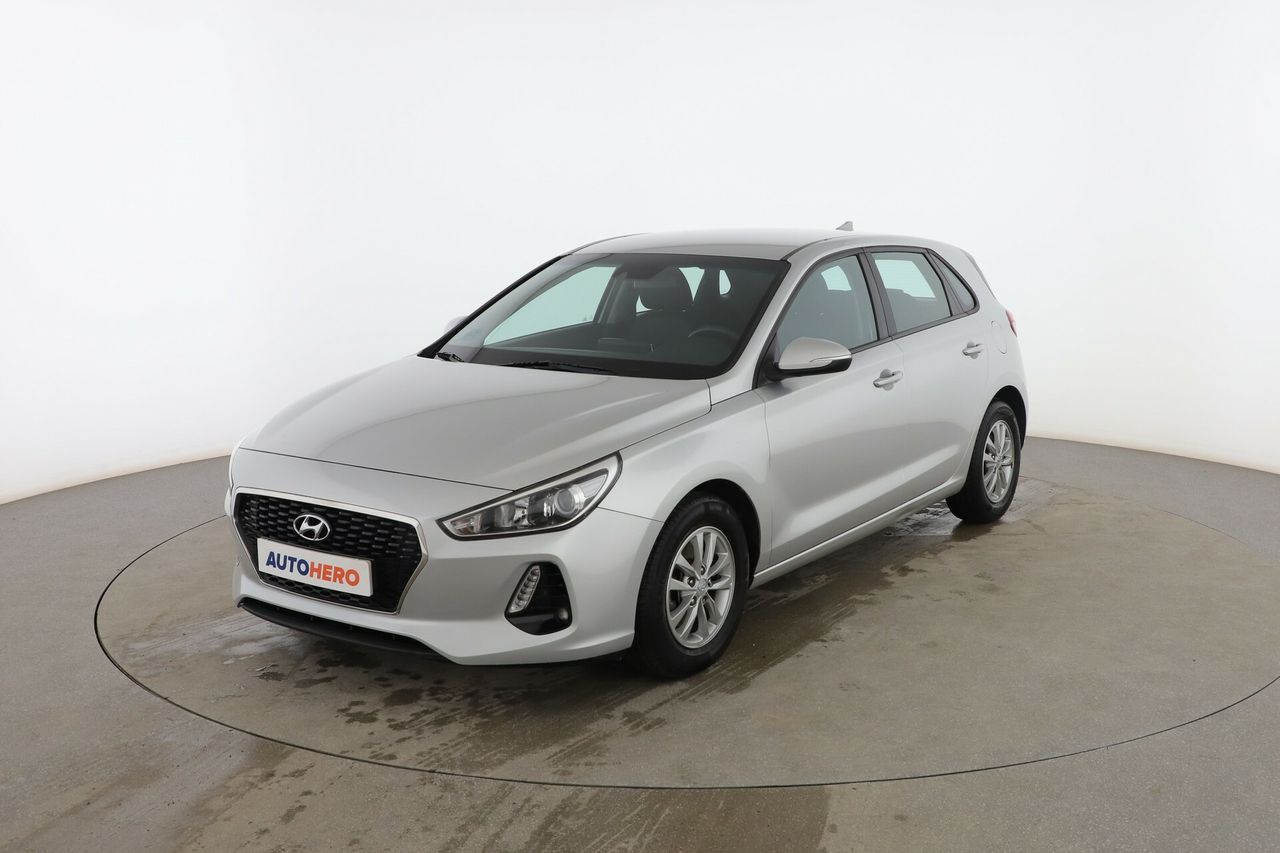 Mudanzas de pianos verticales  de segunda mano - hyundai i30 2018 /