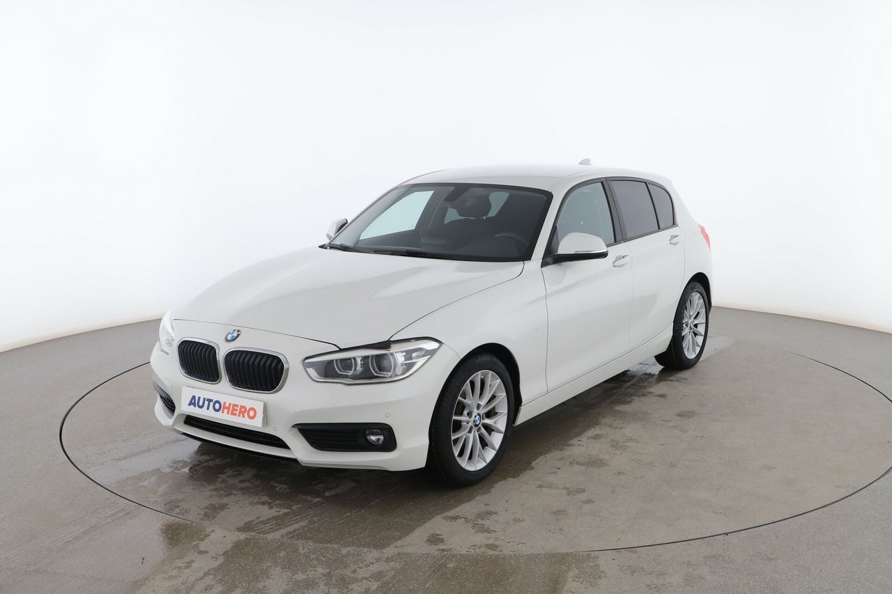 Remolque coche  de segunda mano - bmw serie 1 2019 /