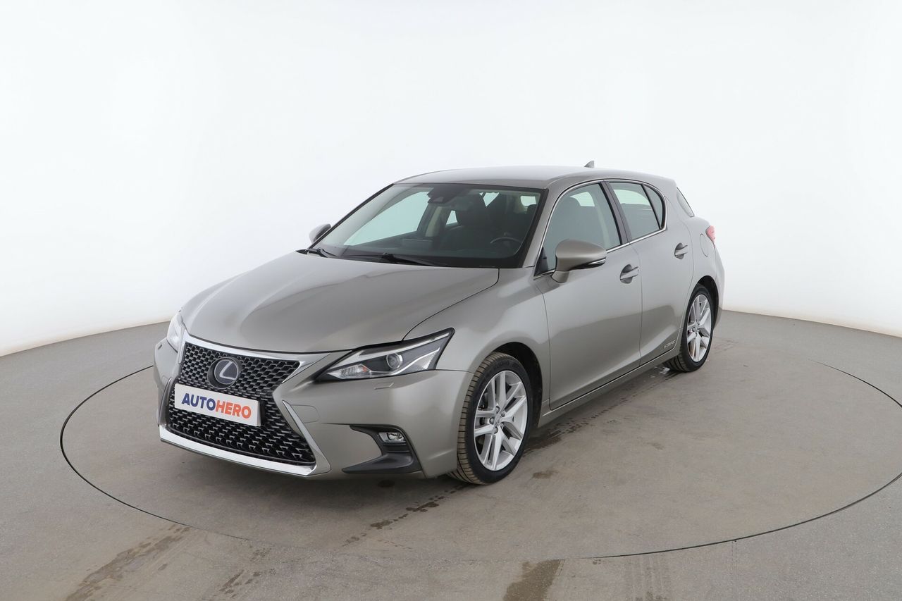 Masaje deportivo barcelona  de segunda mano en Barcelona - lexus ct 2021 /