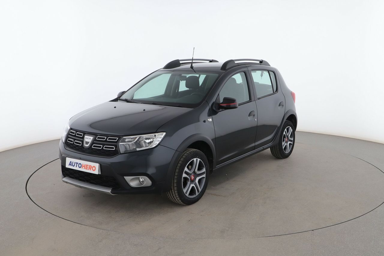 Dacia duster con sistema fahrassistenz  de segunda mano - dacia sandero 2019 /