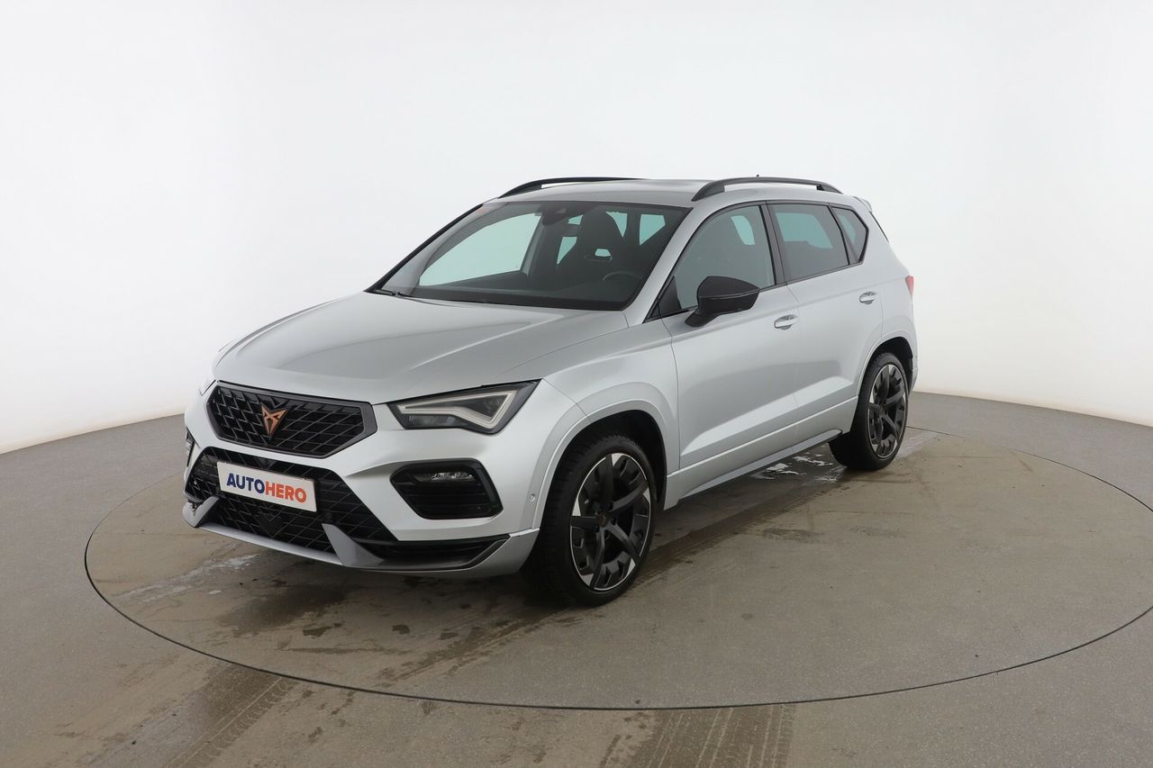 Cargador doble iphone tipo c  de segunda mano - cupra ateca 2021 /
