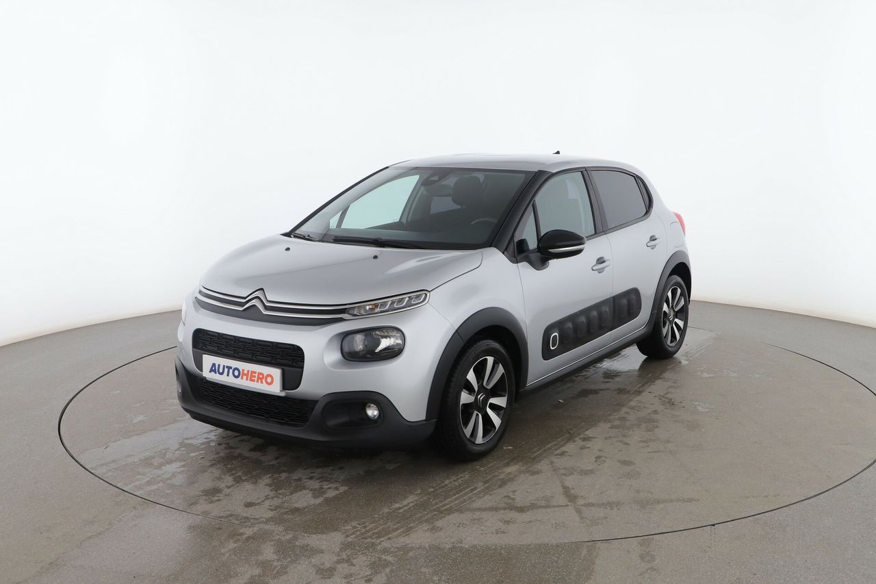 Dacia duster con rueda de repuesto  de segunda mano - citroën c3 2018 /