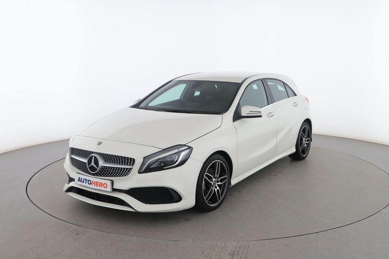 Clase a espejos plegables  de segunda mano - mercedes clase a 2017 /