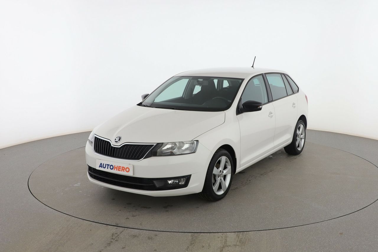 Neumaticos de segunda mano para exportar a argelia  de segunda mano - skoda spaceback 2017 /